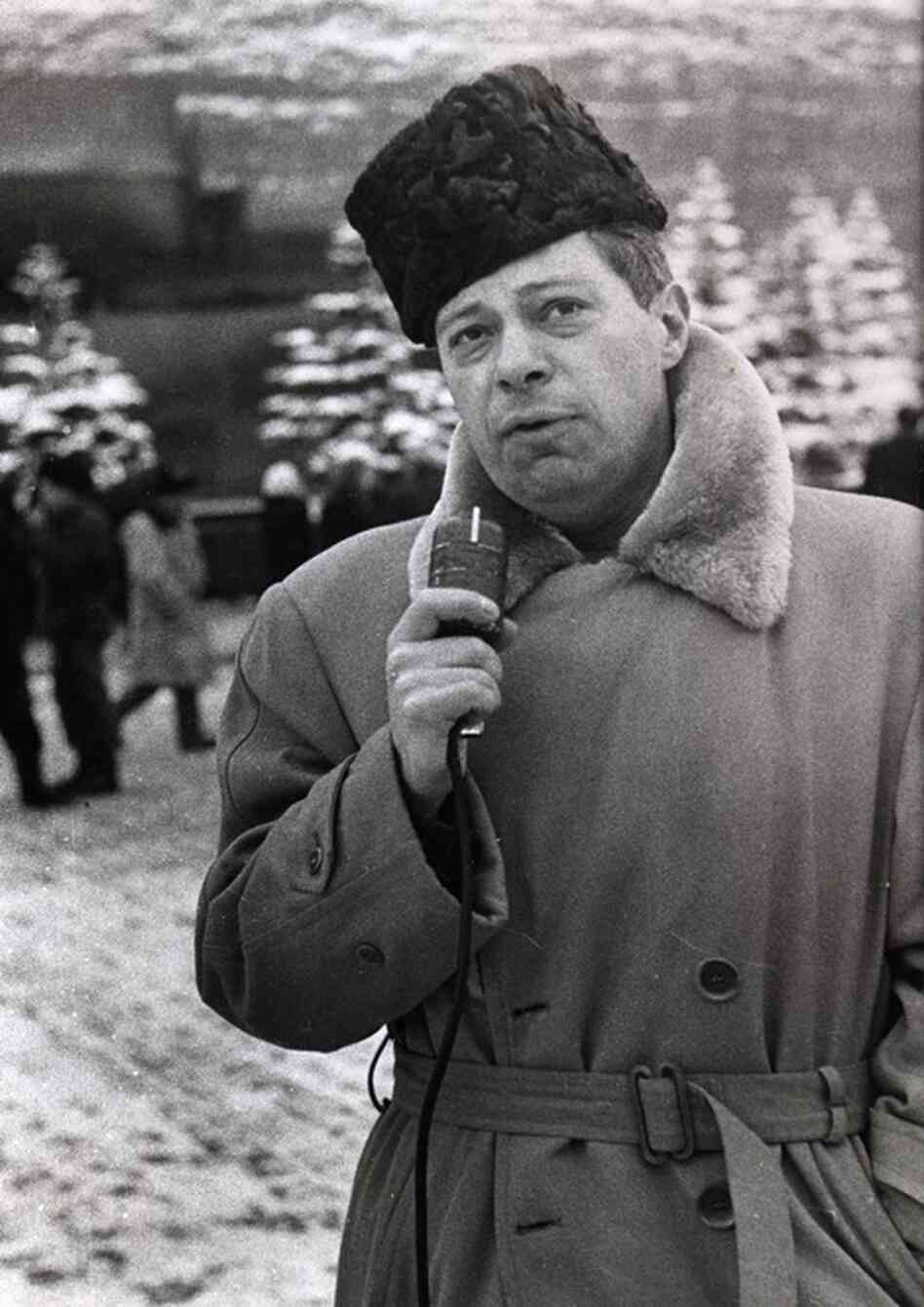In 1955, Schorr opened a CBS bureau in Moscow. "CBS seemed not at all displeased when I was periodically cut off the air ... for defying censorship, and finally excluded from Russia altogether."