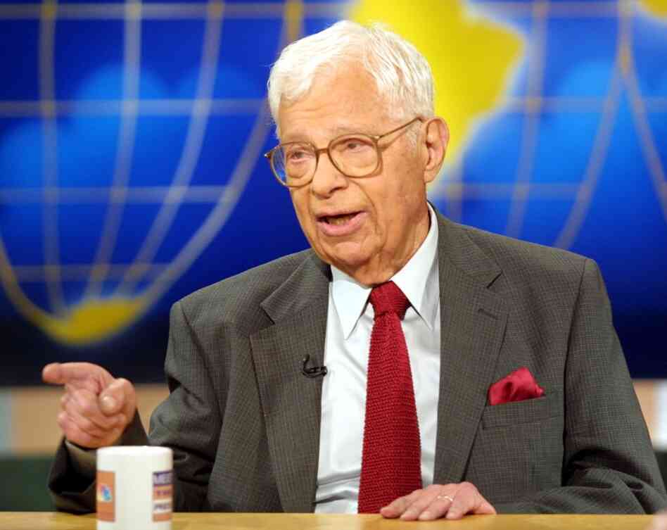 Schorr talks about his book Staying Tuned: A Life in Journalism, May 6, 2001, on Meet the Press at the NBC studios in Washington, D.C. 