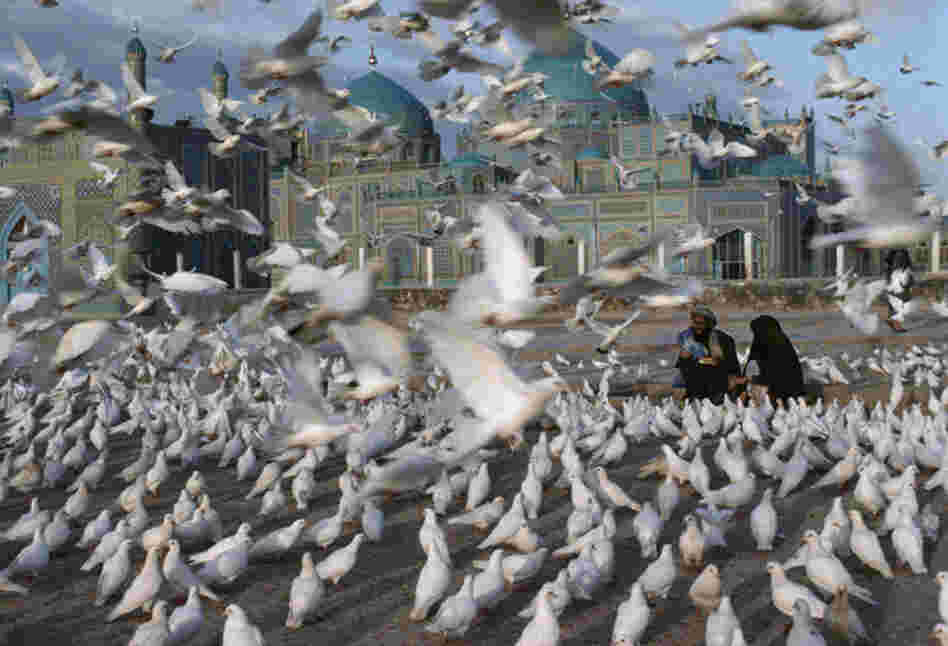 Blue Mosque, Mazar-e-Sharif, Afghanistan, 1991