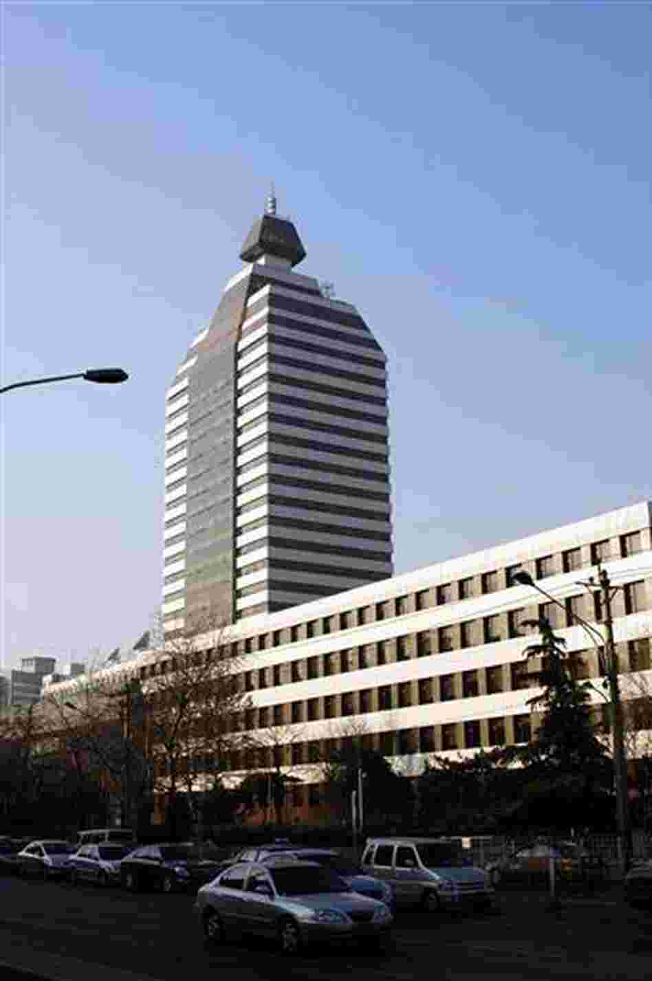 China withdraws Xinhuas administration on news release by foreign agencies