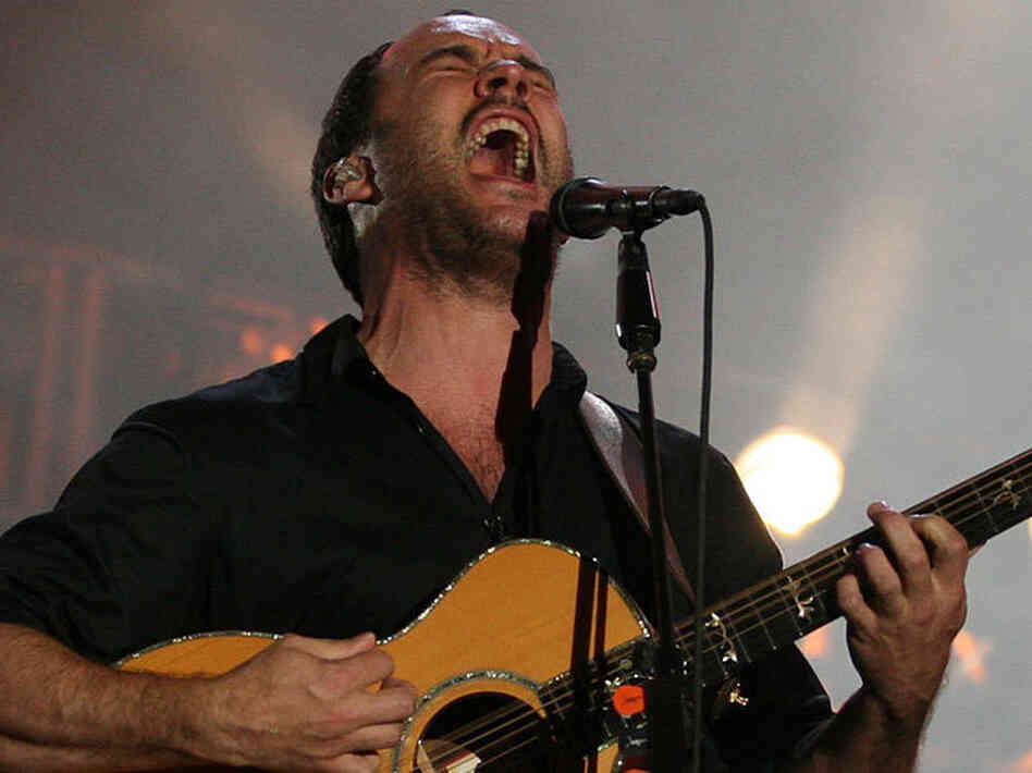 Dave Matthews performs at Bonnaroo 2010 Dave Matthews performs at Bonnaroo 2010