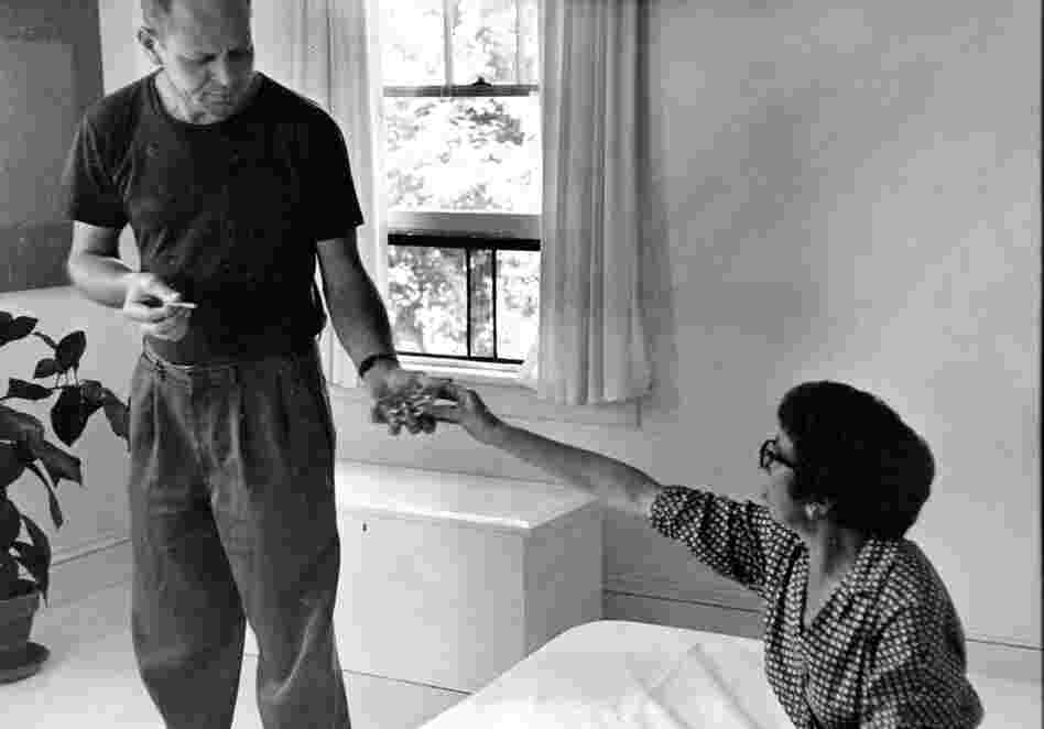 Pollock and Krasner in their bedroom, August 1953