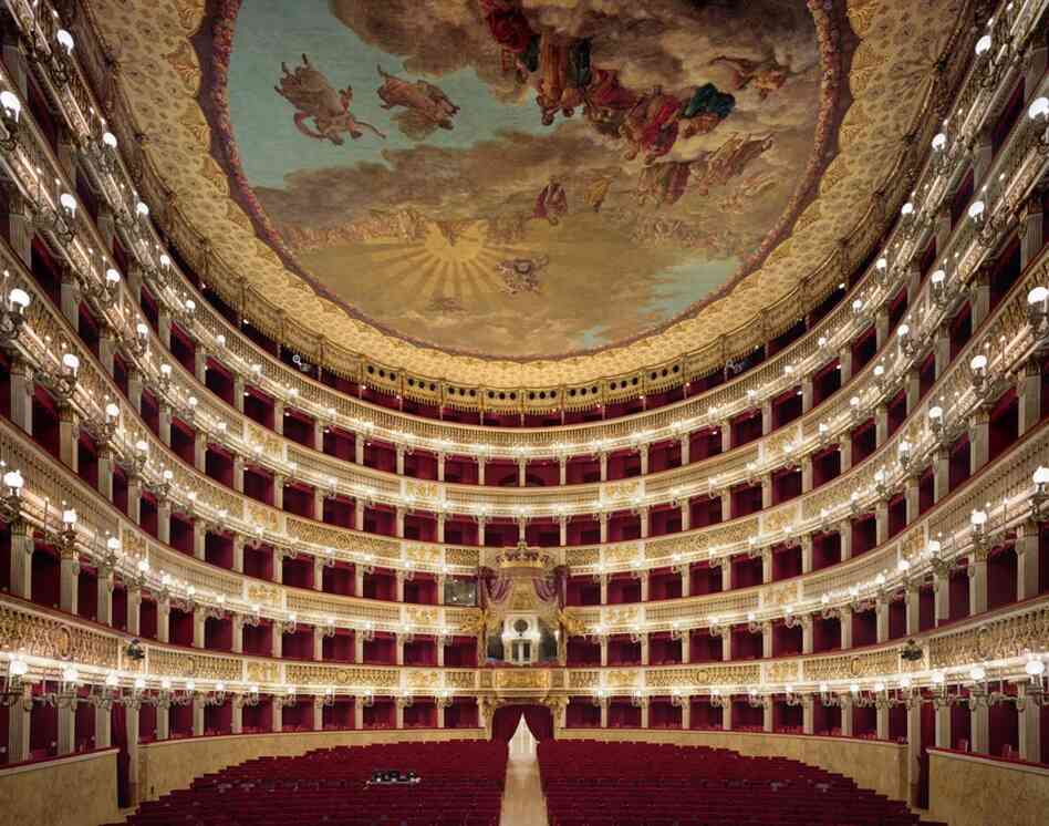 Teatro di San Carlo, Naples, Italy, 2009