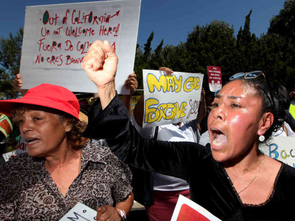 Demonstrators Protest Against AZ Sheriff Arpaio During His Visit To CA Demonstrators Protest Against AZ Sheriff Arpaio During His Visit To CA