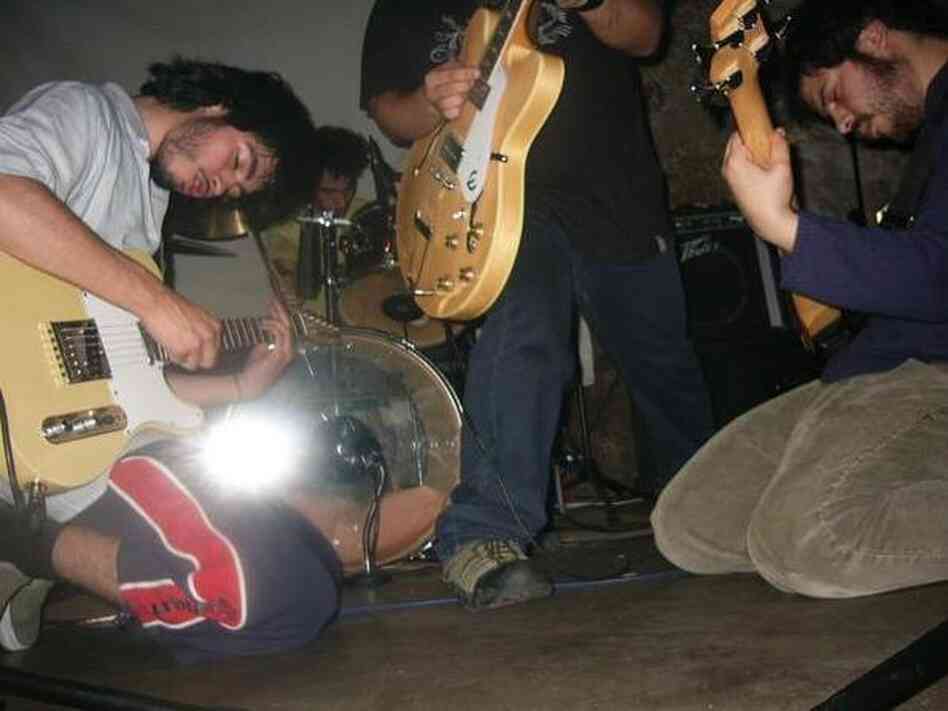 Chile's Fother Muckers: They're either asleep or having the best weekend of their lives. Or both. Chile's Fother Muckers: They're either asleep or having the best weekend of their lives. Or both.
