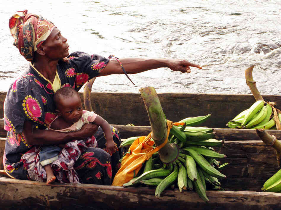 woman selling plaintains woman selling plaintains