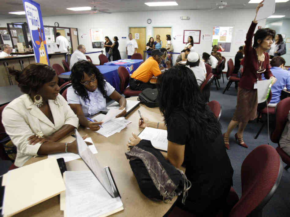 Job seekers in Hollywood, Fla., on Sept. 1 Job seekers in Hollywood, Fla., on Sept. 1