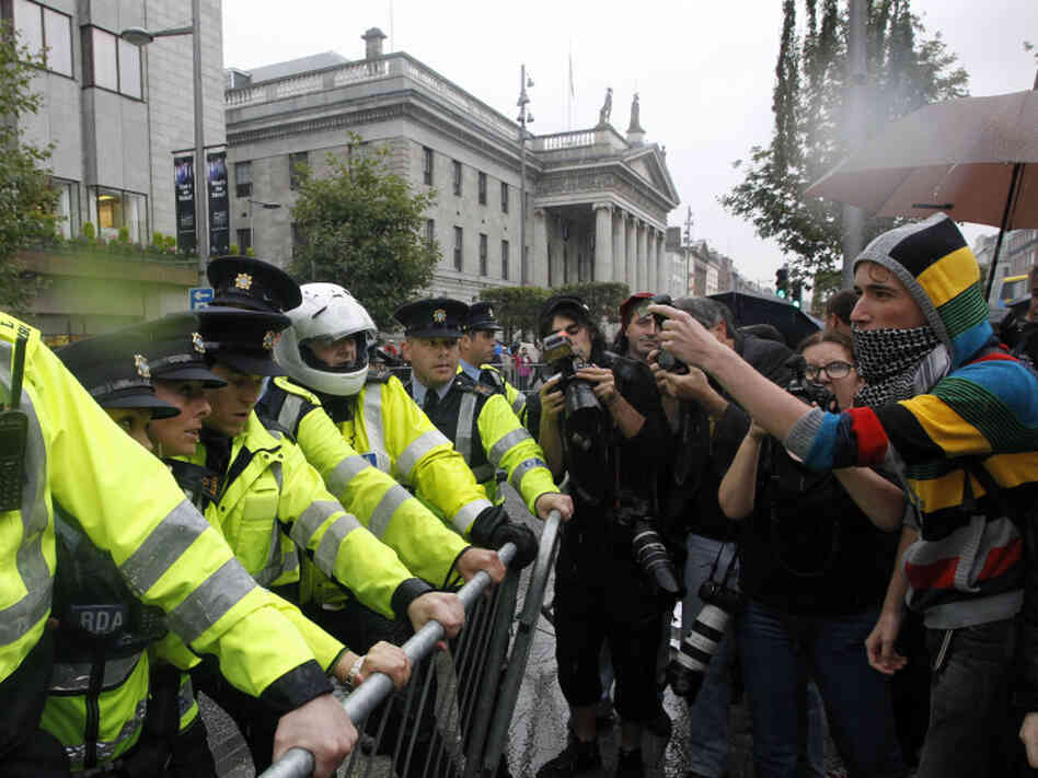 protests blair Dublin protests blair Dublin