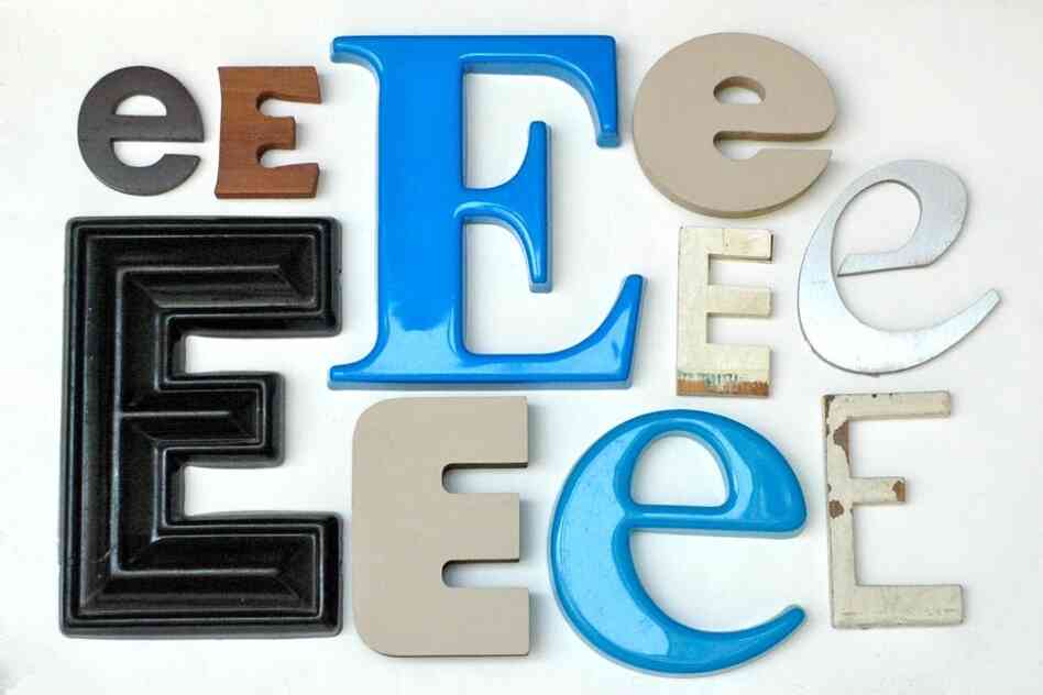 Day 65: I go by the name Lisa but my given name is Elisabeth. I find the letter E to be much more interesting that the letter L, so I started collecting E's years ago.