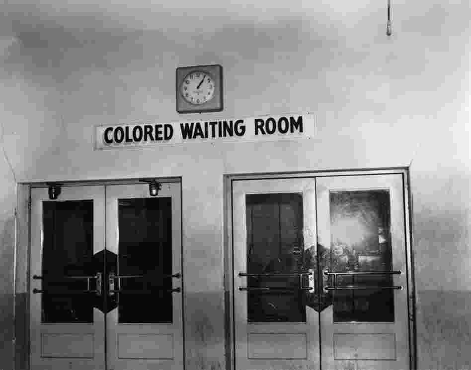 Bus station, Memphis, Tenn., 1961