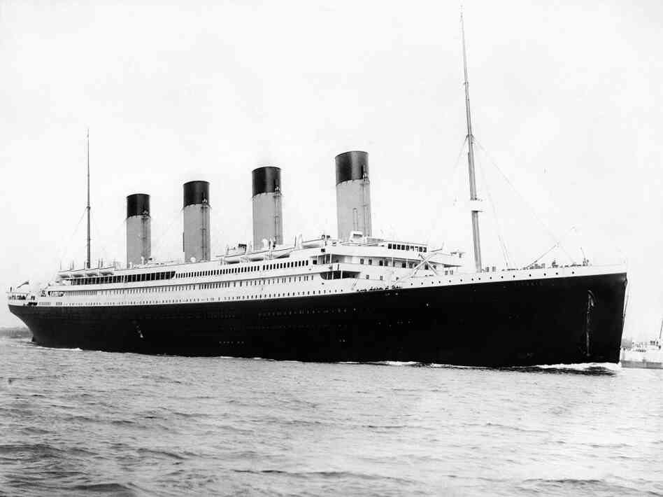 Titanic book