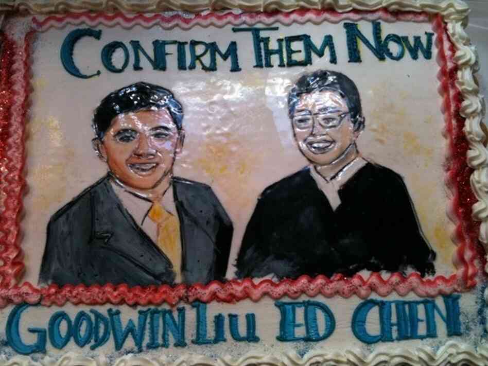 A show of support, in cake, for judicial nominees Liu and Chen. A show of support, in cake, for judicial nominees Liu and Chen.