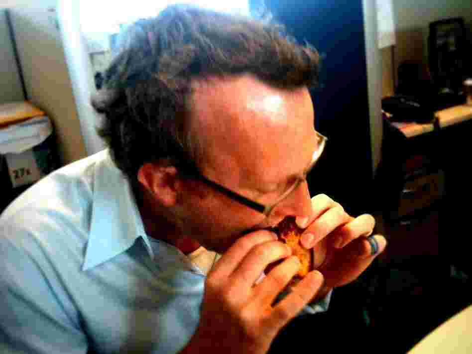 Mike eats the Elvis sandwich. Mike eats the Elvis sandwich.