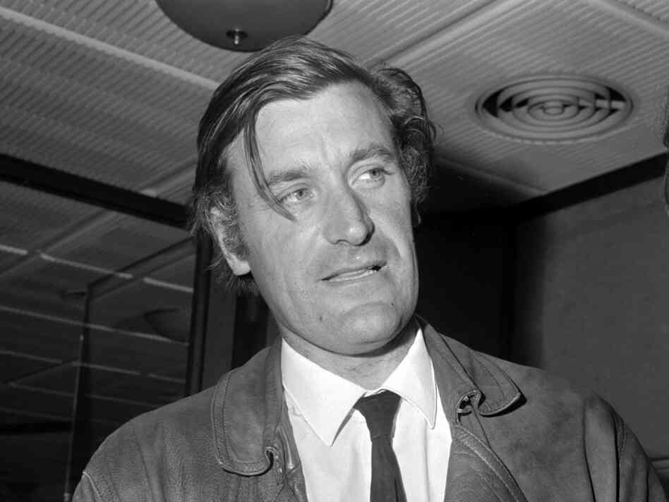 Ted Hughes Ted Hughes