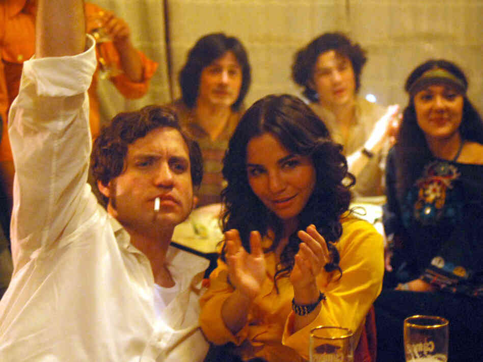 Edgar Ramirez and Martha Higareda
