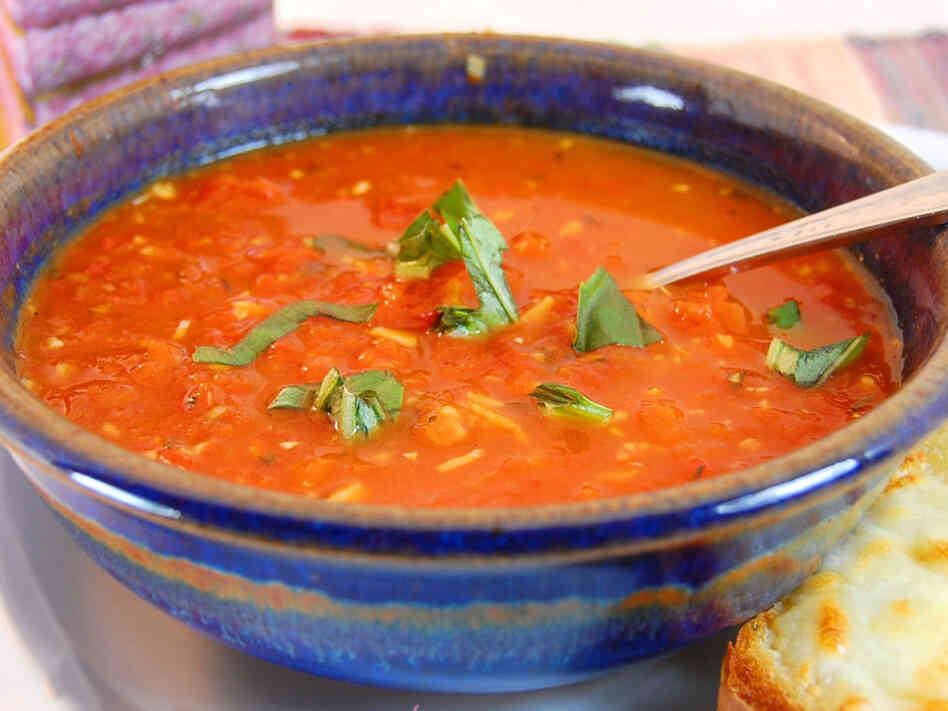 Garlic-Tomato Soup Garlic-Tomato Soup