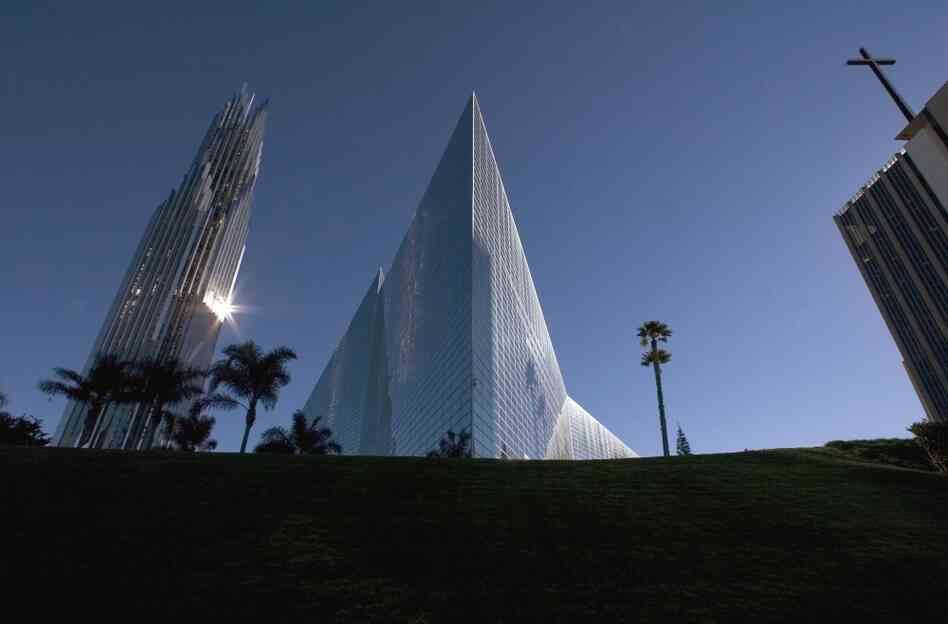The Crystal Cathedral in Garden Grove, Calif. The Crystal Cathedral in Garden Grove, Calif.