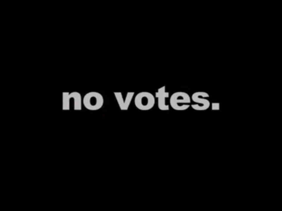 Screen grab from the Latinos for Reform ad: "no votes" (translation: "don't vote") Screen grab from the Latinos for Reform ad: "no votes" (translation: "don't vote")