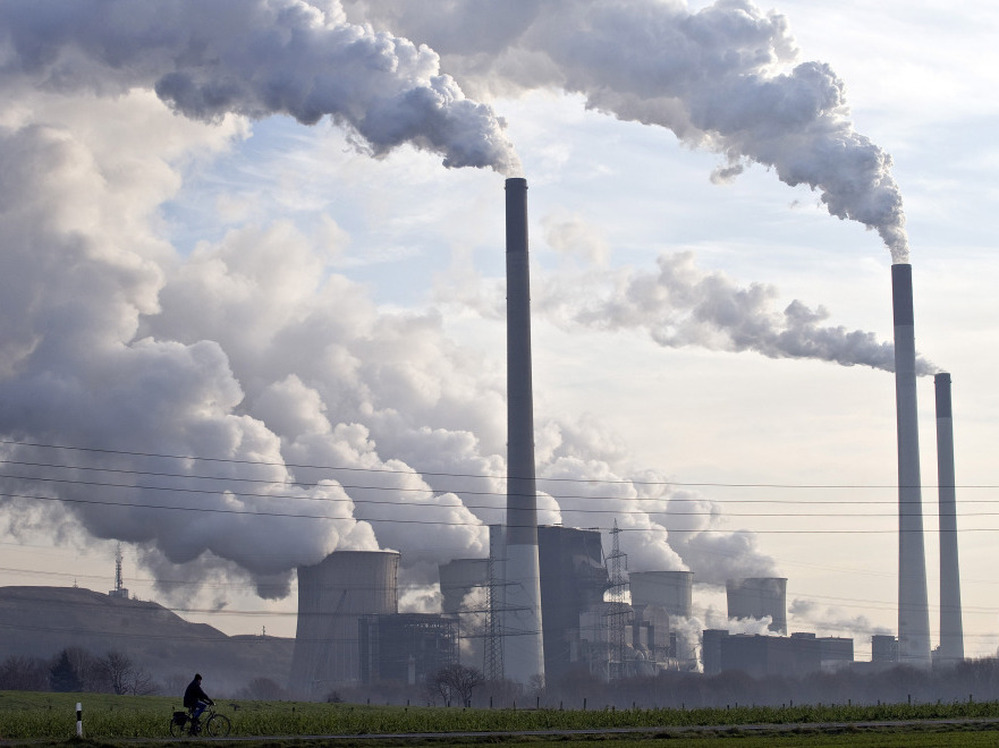 A coal-burning power plant in Gelsenkirchen, Germany. Martin Meissner/AP File Photo