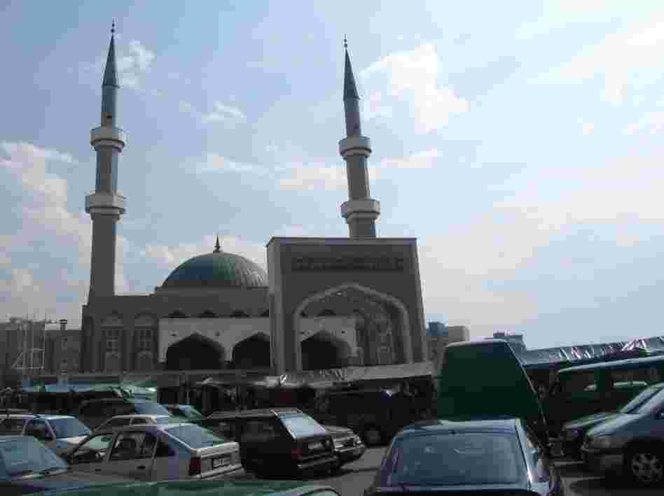 King Fahd mosque in Sarajevo. King Fahd mosque in Sarajevo.