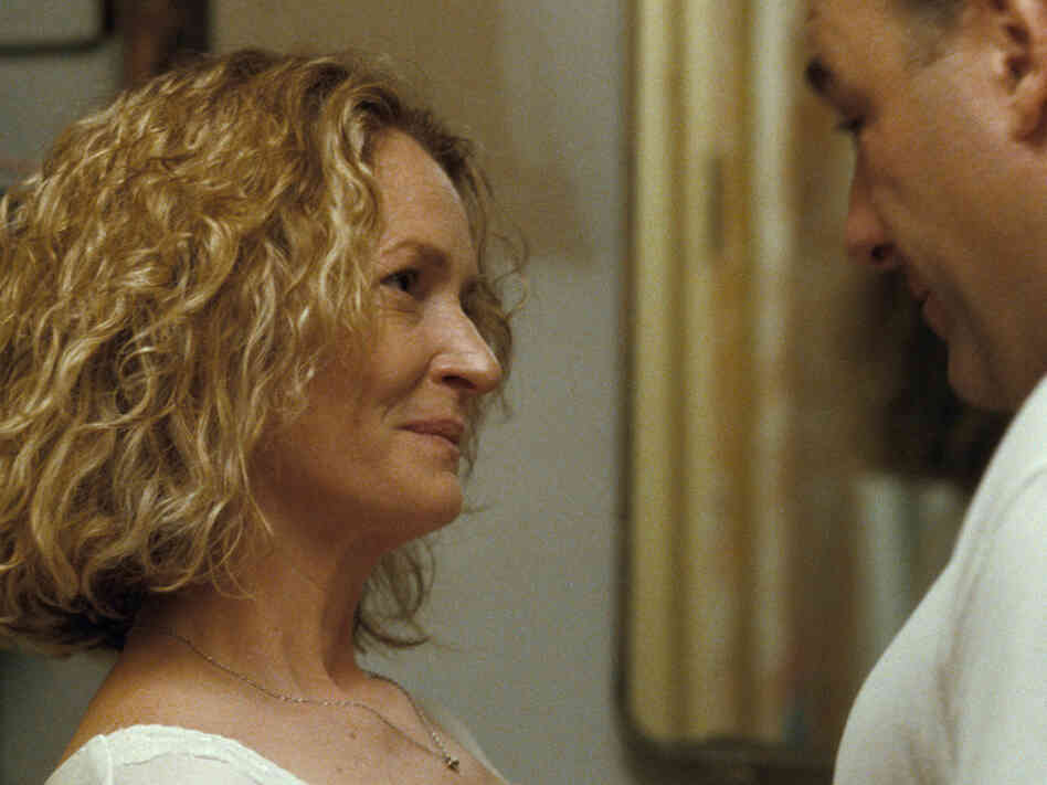 Melissa Leo and James Gandolfini Melissa Leo and James Gandolfini