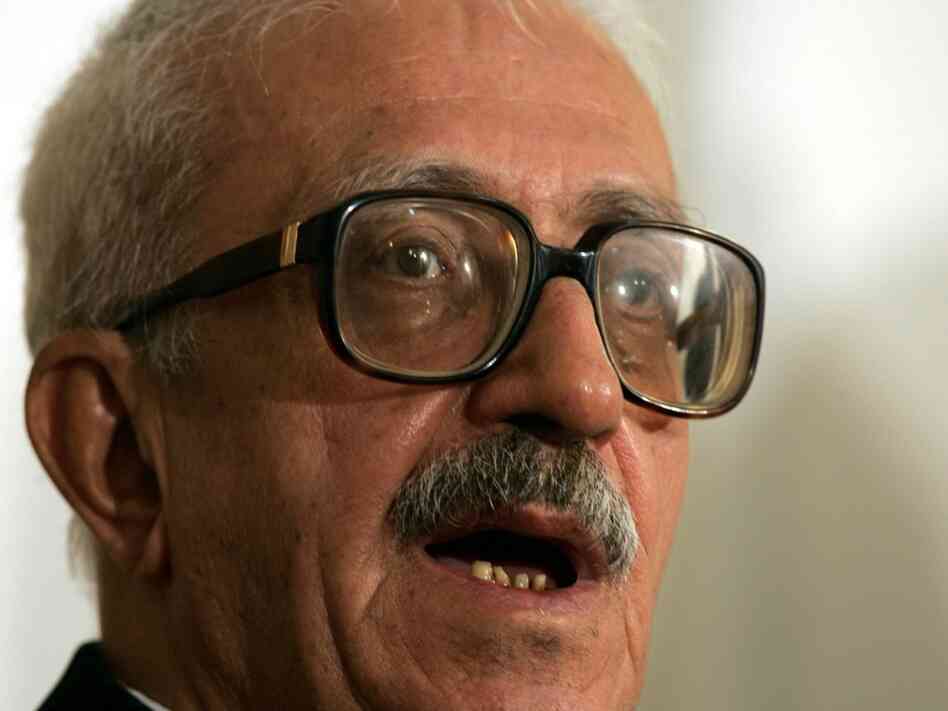 File photo of Tariq Aziz File photo of Tariq Aziz