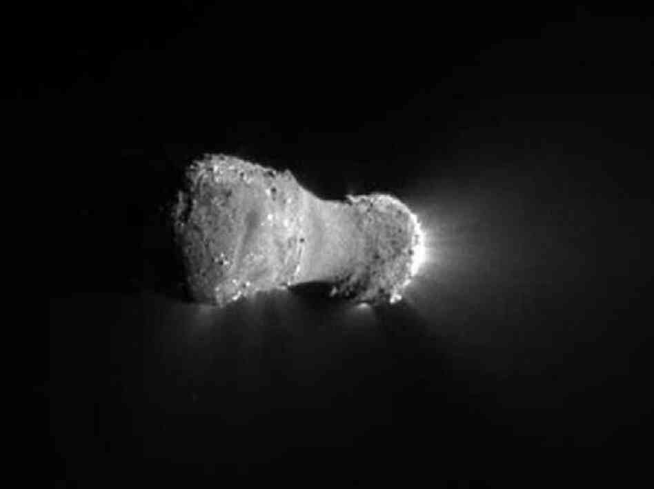 The core of comet Hartley 2, photographed by the Deep Impact spacecraft. The core of comet Hartley 2, photographed by the Deep Impact spacecraft.