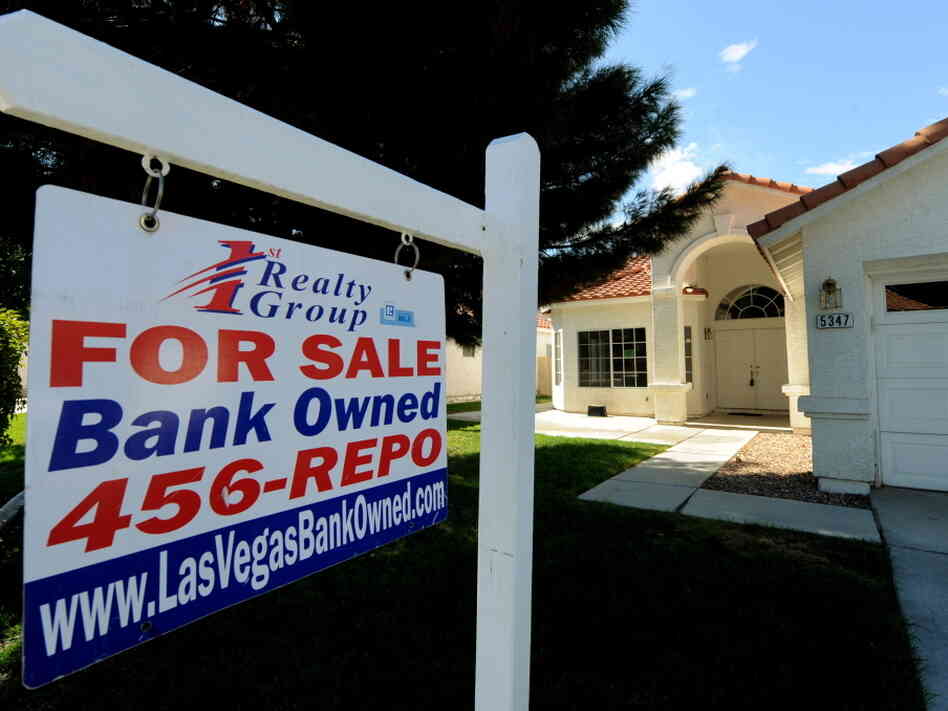A house under foreclosure in Las Vegas. A house under foreclosure in Las Vegas.