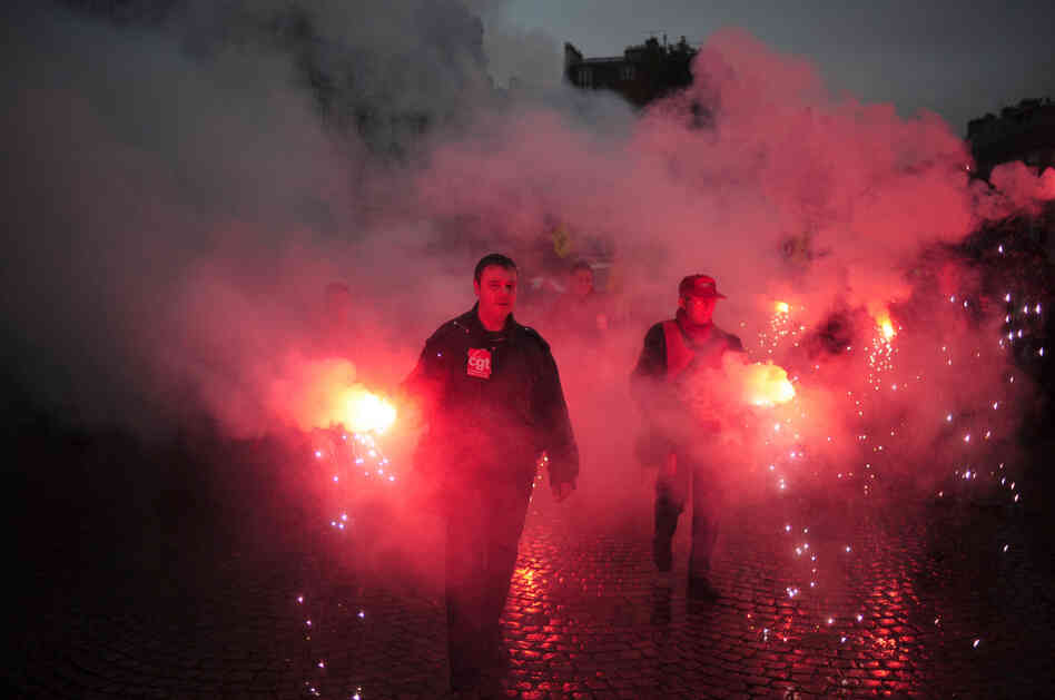 People demonstrate in Paris, on November People demonstrate in Paris, on November
