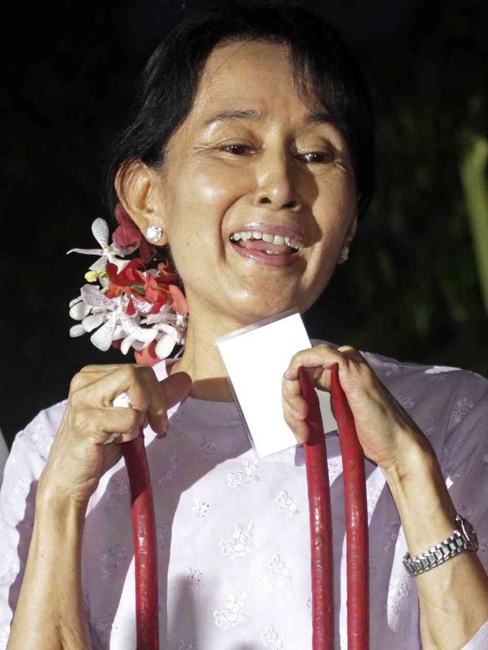Aung San Suu Kyi. Khin Maung Win/AP Aung San Suu Kyi. Khin Maung Win/AP