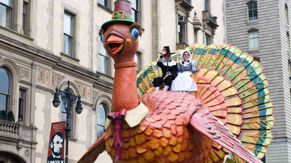 A turkey float in the Macy's Thanksgiving Day parade A turkey float in the Macy's Thanksgiving Day parade