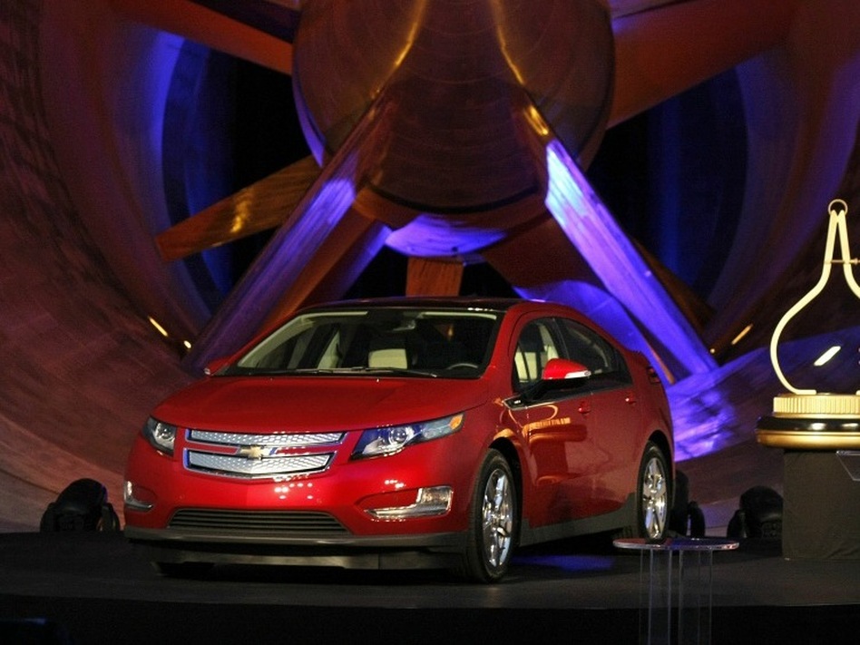 Chevy Volt Is Racking Up Awards And Rave Reviews Wbur News Motor Trend Magazine Editor In Chief Angus Mackenzie Names The Chevrolet Volt Electric Vehicle