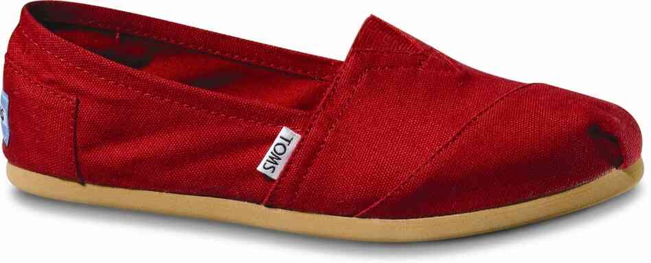The classic canvas shoe is modeled after the alpargata, a traditional Argentinian farmer shoe. The classic canvas shoe is modeled after the alpargata, a traditional Argentinian farmer shoe.