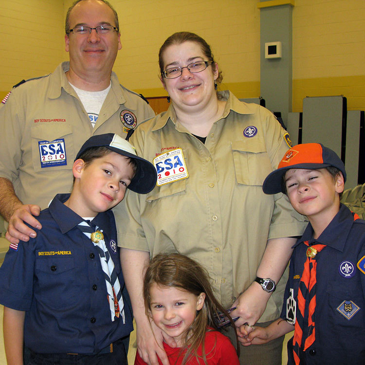 Shannon Lynch Siegler, her husband Steve, and her kids, Nora, Charlie, and Shay
