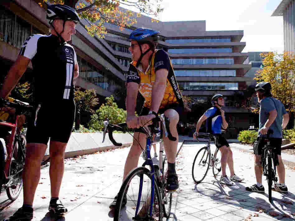 National Geographic Society CEO John Fahey talks to Dan Westergren, who is also an avid cyclist. National Geographic Society CEO John Fahey talks to Dan Westergren, who is also an avid cyclist.