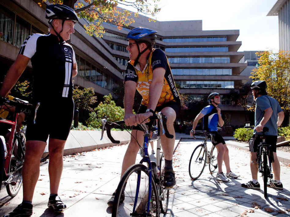 National Geographic Society CEO John Fahey talks to Dan Westergren, who is also an avid cyclist. National Geographic Society CEO John Fahey talks to Dan Westergren, who is also an avid cyclist.
