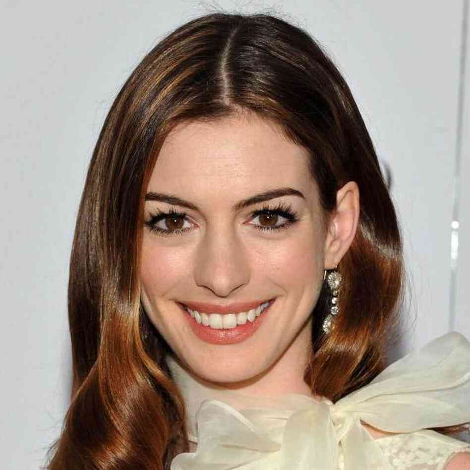 Anne Hathaway Anne Hathaway