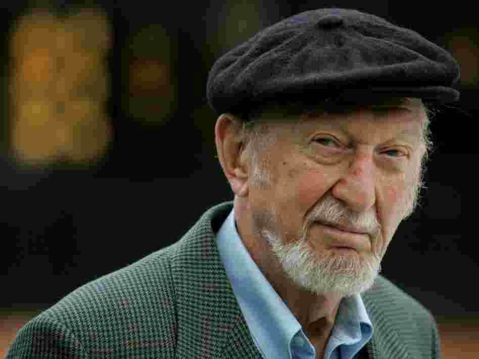Director Irvin Kershner. Director Irvin Kershner.