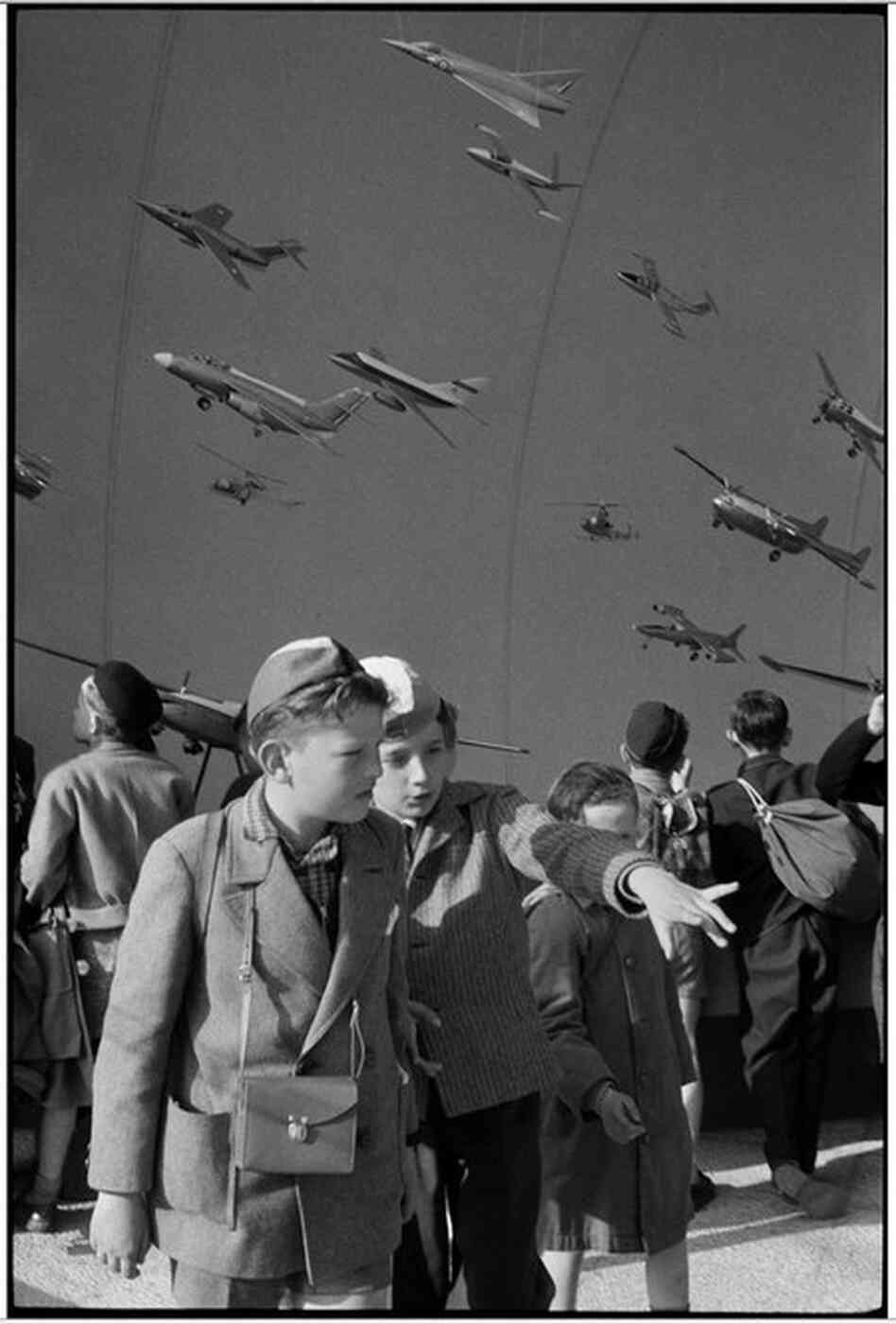 World's Fair, Brussels, Belgium by Henri Cartier‐Bresson, 1958. Fondation Henri Cartier‐Bresson, Paris.