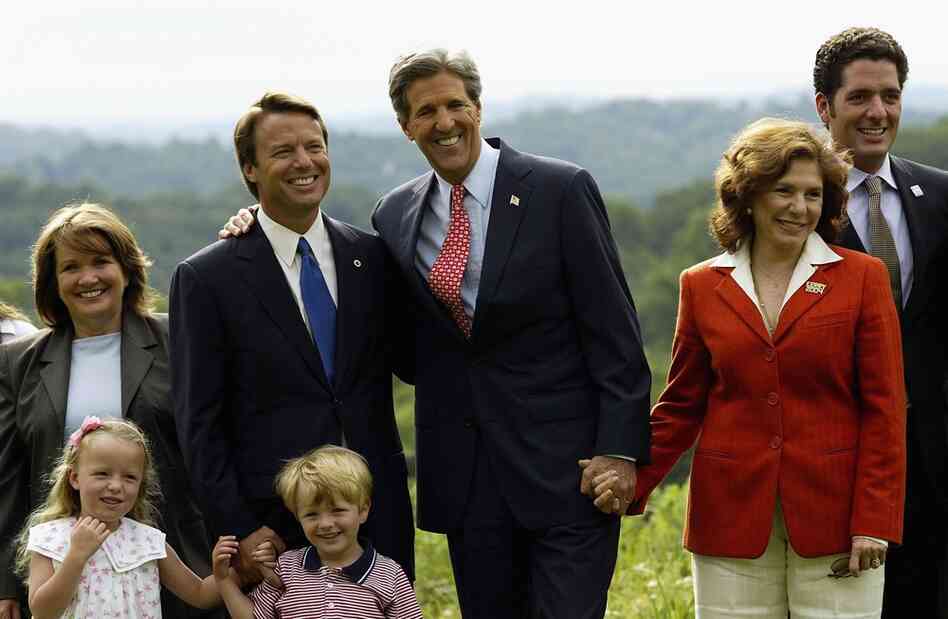 Edwards is seen in this 2004 photo with her family, as well as Democratic presidential candidate Sen. John Kerry, his wife, Teresa Heinz Kerry and their son, Chris Heinz. 