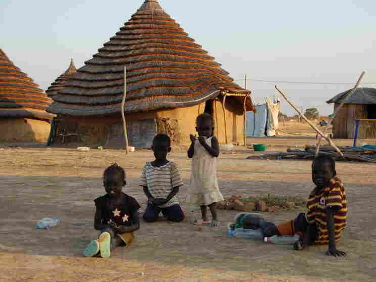 Huts like these, called tukels, were burned by Sudanese government soldiers in an attack in Abyei. Huts like these, called tukels, were burned by Sudanese government soldiers in an attack in Abyei.