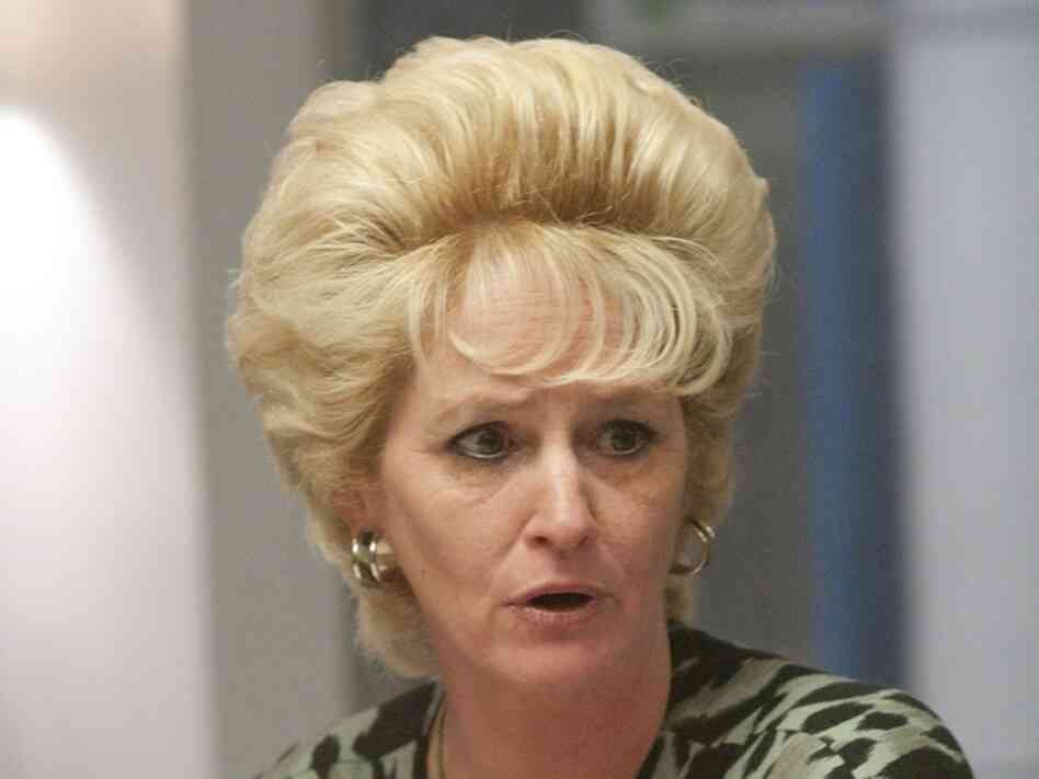 Melissa Leo plays Alice Ward in "The Fighter." Melissa Leo plays Alice Ward in "The Fighter."