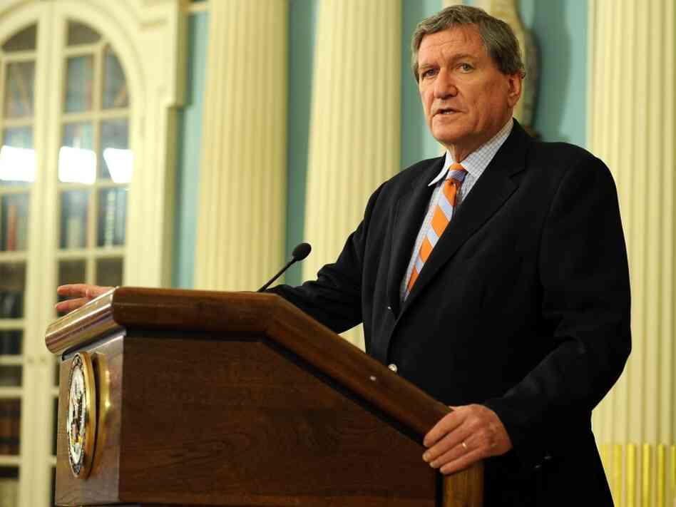 Ambassador Richard Holbrooke Ambassador Richard Holbrooke