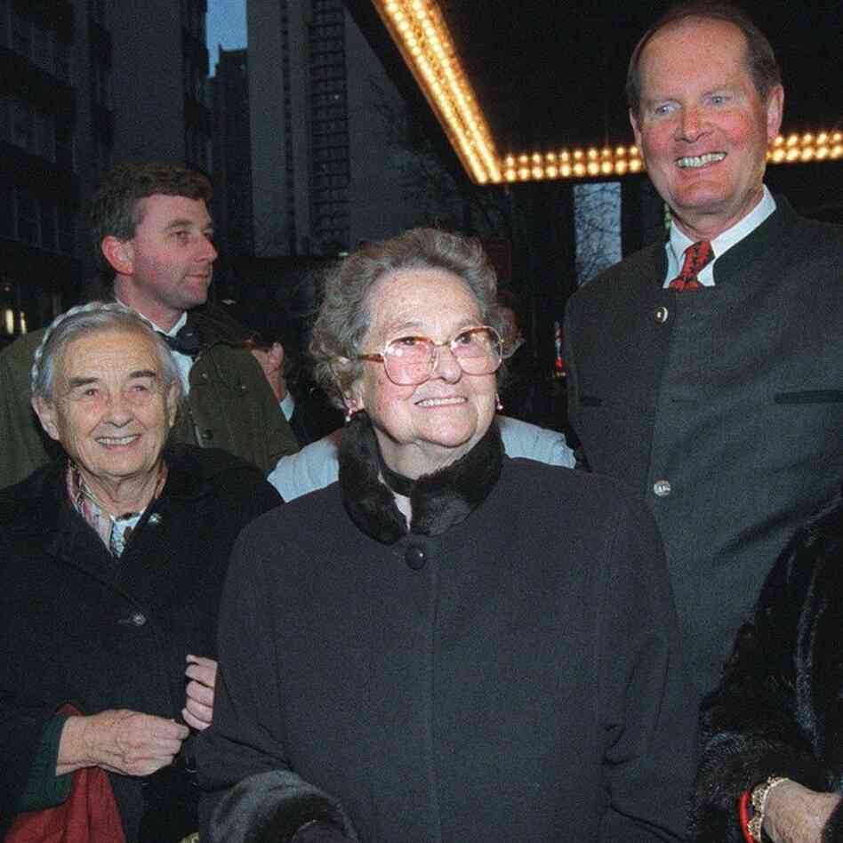 Agathe von Trapp, center, with her sister, Maria, and brother, Johannes, right, at the Martin Beck Theatre to see the reopening of the Broadway musical 'The Sound of Music' on March 12, 1998, in New York. Agathe von Trapp, center, with her sister, Maria, and brother, Johannes, right, at the Martin Beck Theatre to see the reopening of the Broadway musical 'The Sound of Music' on March 12, 1998, in New York.