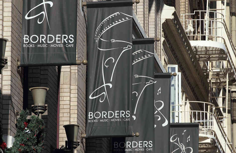 Banners are displayed outside of a Borders Bookstore on Dec. 7, 2010 in San Francisco. Banners are displayed outside of a Borders Bookstore on Dec. 7, 2010 in San Francisco.