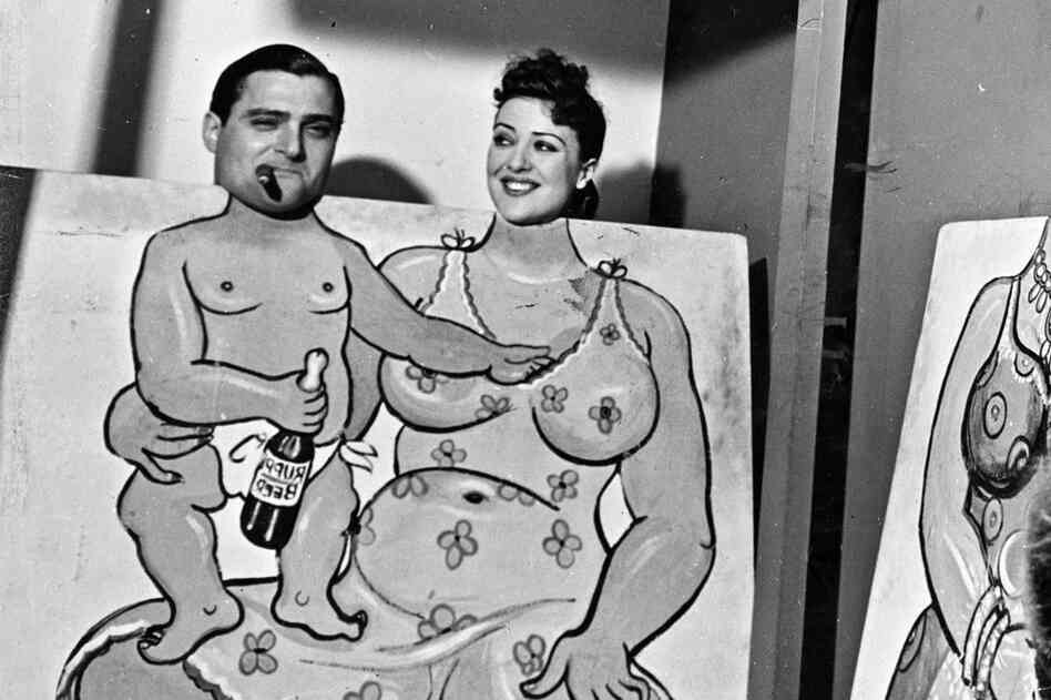 Michael Todd, movie producer and future husband of Elizabeth Taylor, clowns around with Gypsy at the New York World's Fair in 1940. 