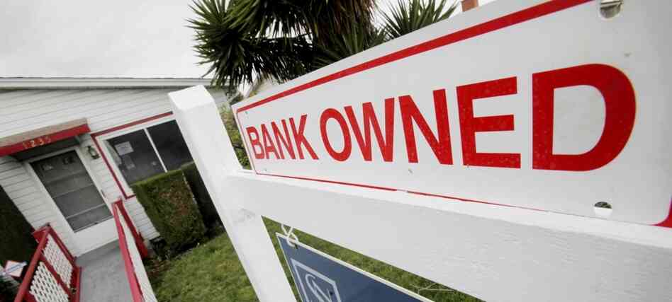A foreclosed house is shown in East Palo Alto, Calif.