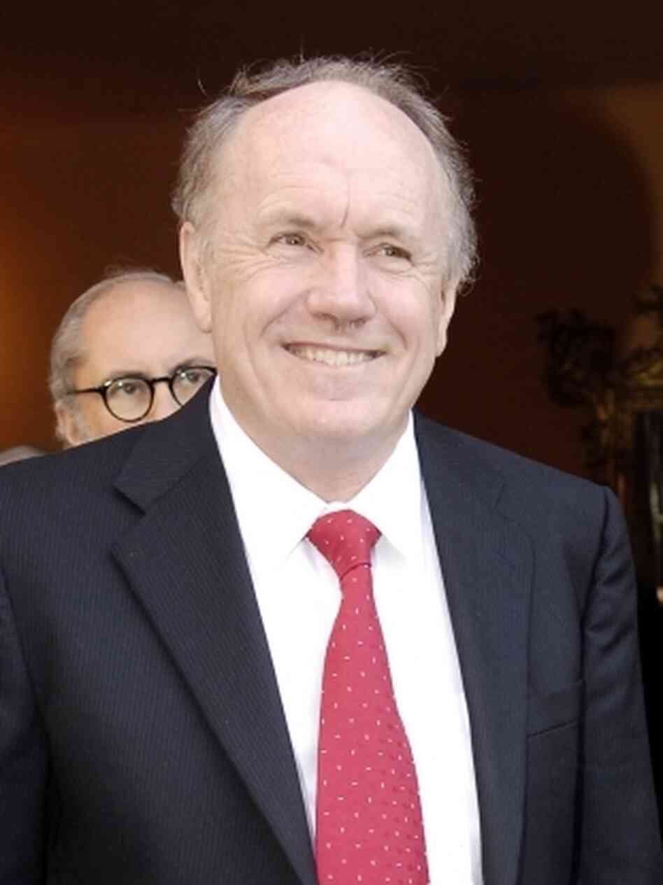 Edward Prescott, 2004 Nobel Laureate in Economics. Edward Prescott, 2004 Nobel Laureate in Economics.
