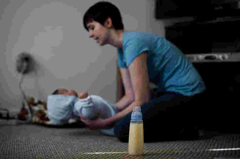 Lindsey Ward dresses her 4-month-old son, Joshua, in her home in Woodbridge, Va., before making a "milk run" to receive donated breast milk from another mother. Ward believes that breast milk has greater health benefits for her son than does formula, but she is unable to pump adequate amounts of breast milk for him. Lindsey Ward dresses her 4-month-old son, Joshua, in her home in Woodbridge, Va., before making a "milk run" to receive donated breast milk from another mother. Ward believes that breast milk has greater health benefits for her son than does formula, but she is unable to pump adequate amounts of breast milk for him.
