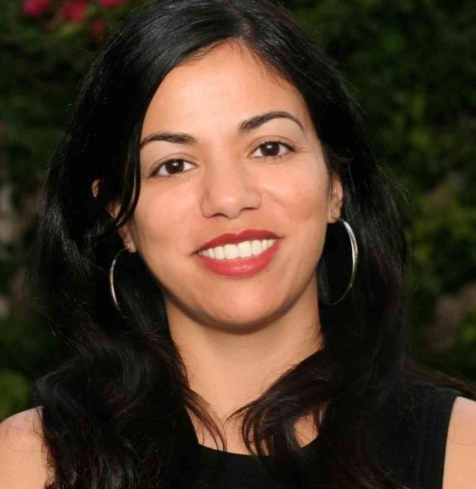 Daisy Hernandez is the co-editor of Colonize This!  Young Women on Today's Feminism.